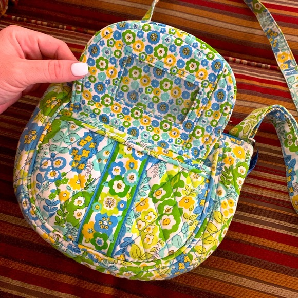 Vera Bradley Bags LIKE NEW - Picture 3 of 6